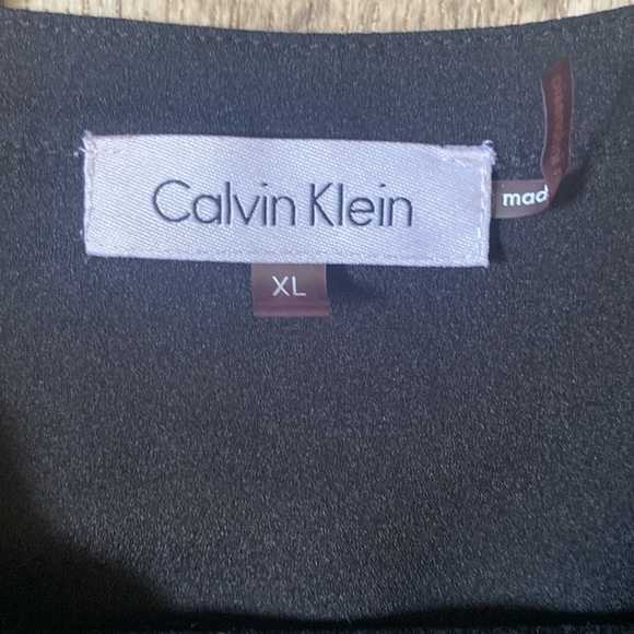 Calvin Klein woman’s XL black blouse - Picture 2 of 5